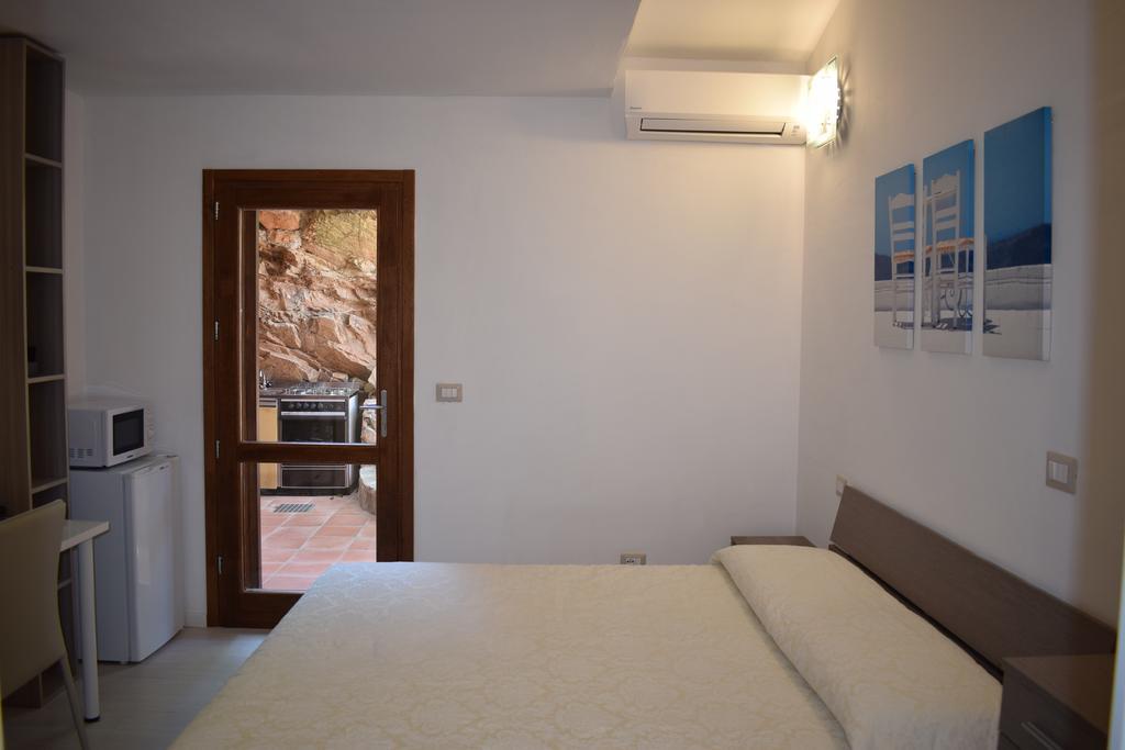 Villaggio Est Affittacamere San Teodoro (Sardinia) Exterior foto